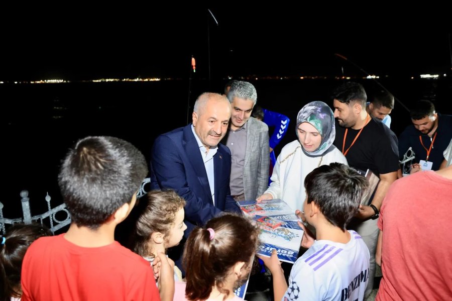 Eskihisar Sahilinde ‘Baba ve Çocuk Balık Tutma’ Etkinliği 