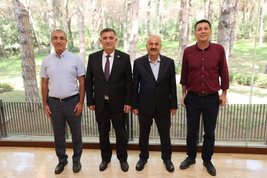 Başkan Büyükgöz’den GTÜ Rektörüne Hayırlı Olsun Ziyareti