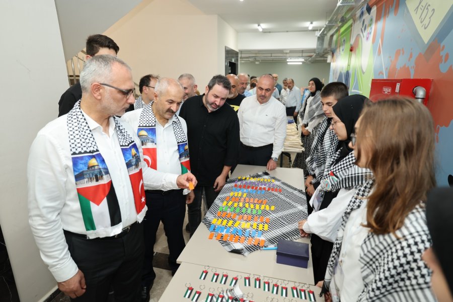 Başkan Büyükgöz Gazze Sergisi’nin Açılışını Gerçekleştirdi