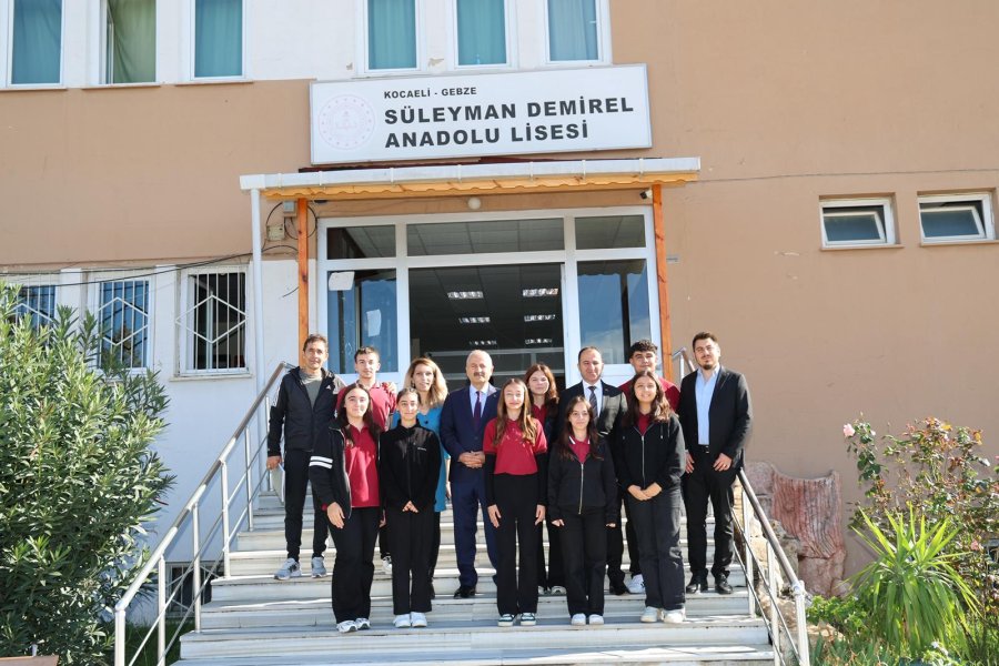 Başkan Büyükgöz Okulları Ziyaret Etti