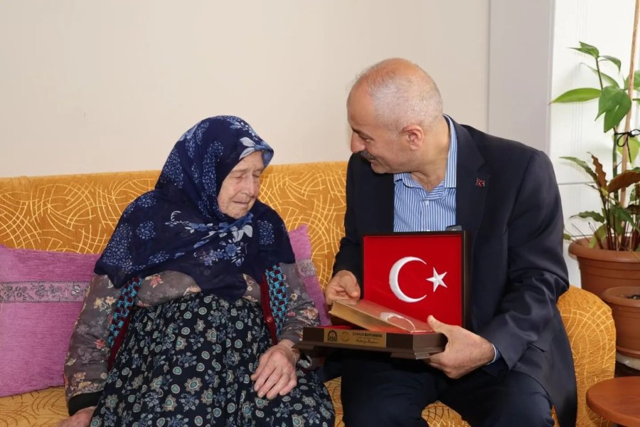  Başkan Büyükgöz’den Şehit Annesine Anlamlı Ziyaret 