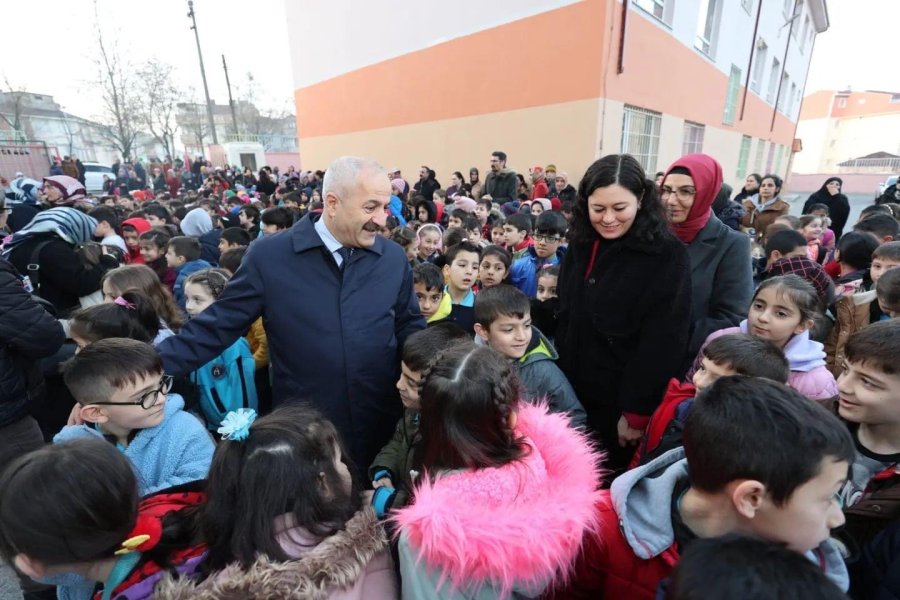 Başkan Büyükgöz’den Yılın İlk  Ziyareti Gebzeli Öğrencilere