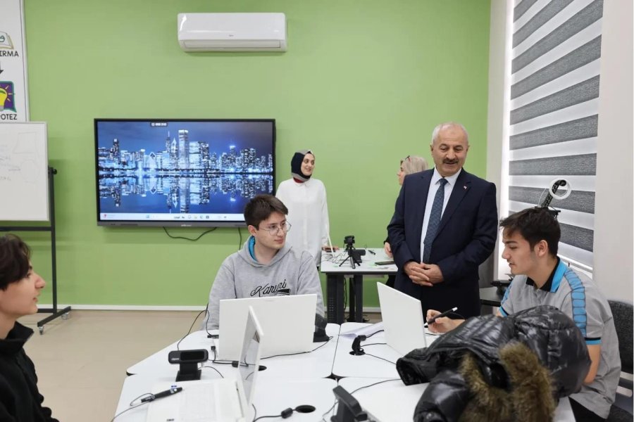 Gebzeli Gençler, Güzide  Gençliği Çok Sevdi