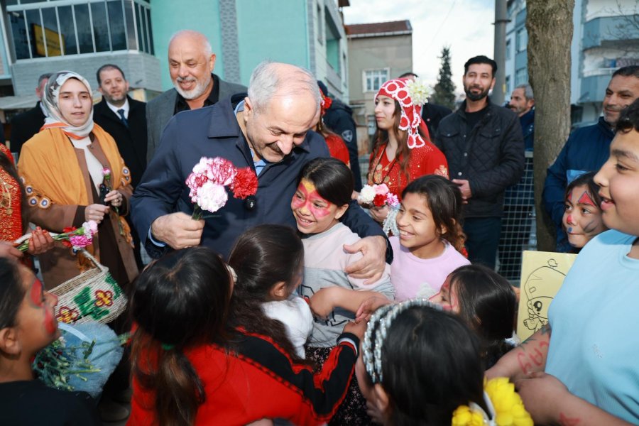 Gebze Belediyesi’nden Romanlar Günü Programı: Aynı Bağın Gülüyüz Biz