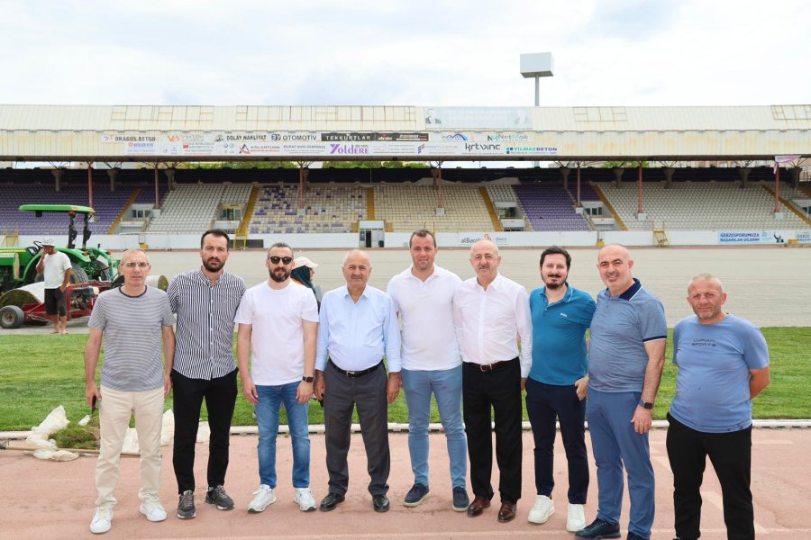 Başkan Büyükgöz Alaettin Kurt Stadyumu’nda Çalışmaları Yerinde İnceledi