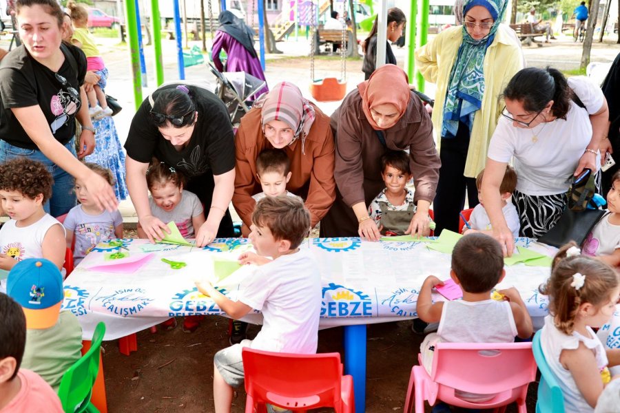 Gebze Belediyesi’nin Etkinliğinde Minikler Doyasıya Eğlendi