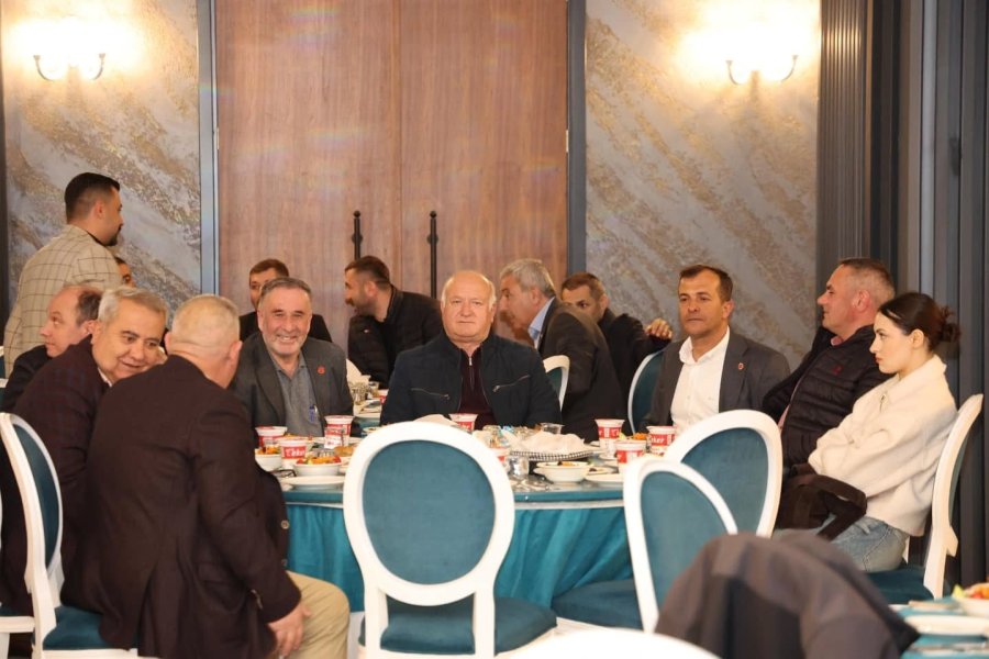 Başkan Büyükgöz İftar Programında Ağırlıyor