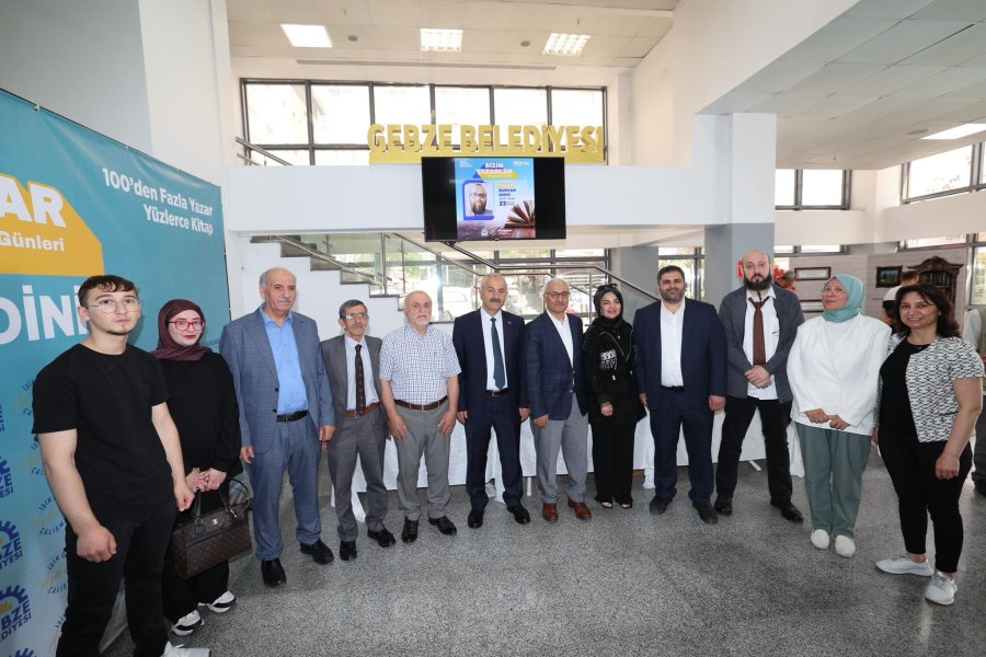 Gebze Belediyesi’nin “Bizim Yazarlar Kitap Tanıtım Günleri” Başladı