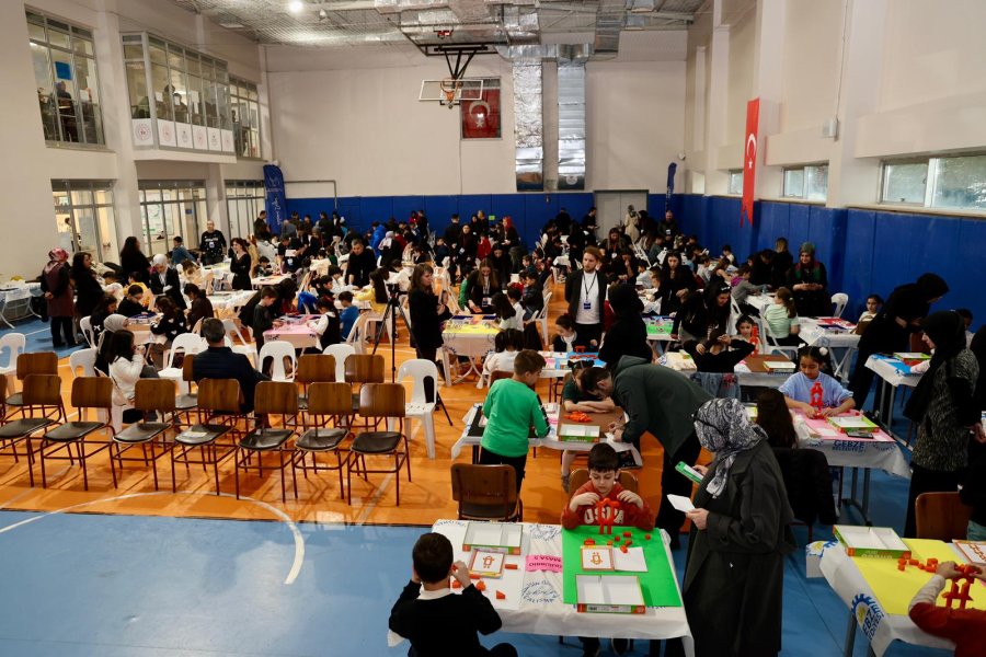 Gebze’de 8. Türkiye Akıl Ve Zeka Oyunları Turnuvası Düzenlendi