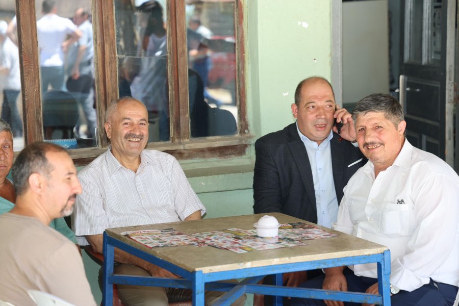 Büyükgöz Kargalı Sakinleriyle Çay Sohbeti Yaptı