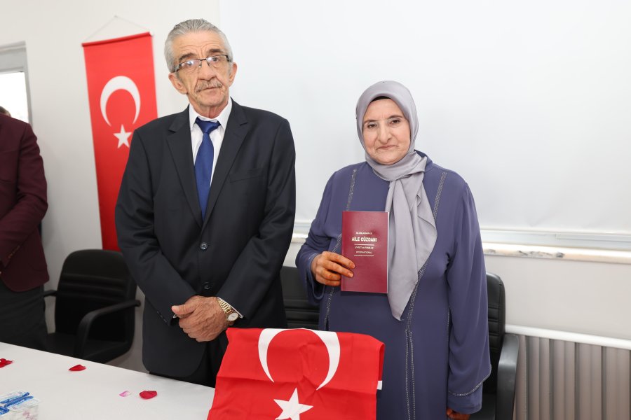 Başkan Büyükgöz Huzurevinde Nikah Kıydı