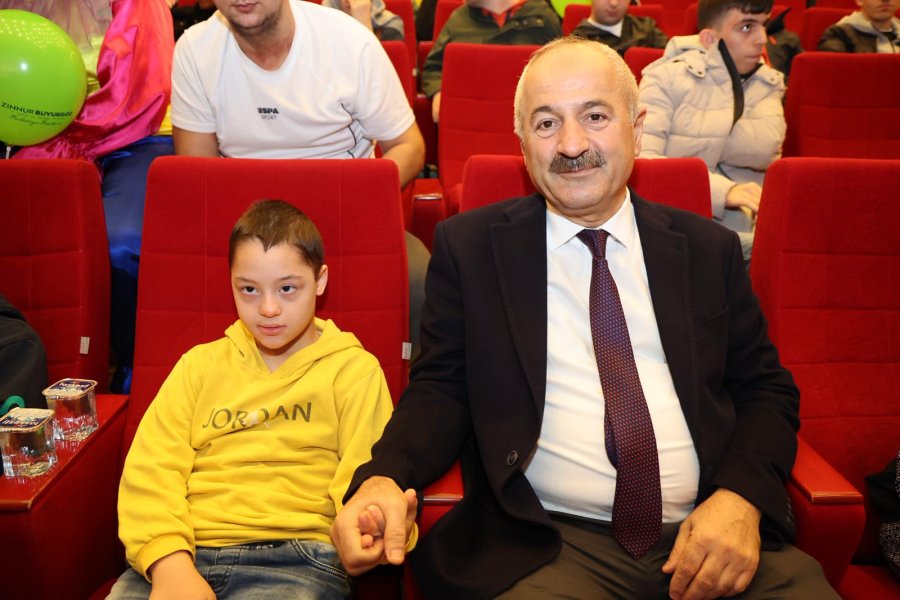 Gebzede Özel Çocuklar İçin Sinema Etkinliği