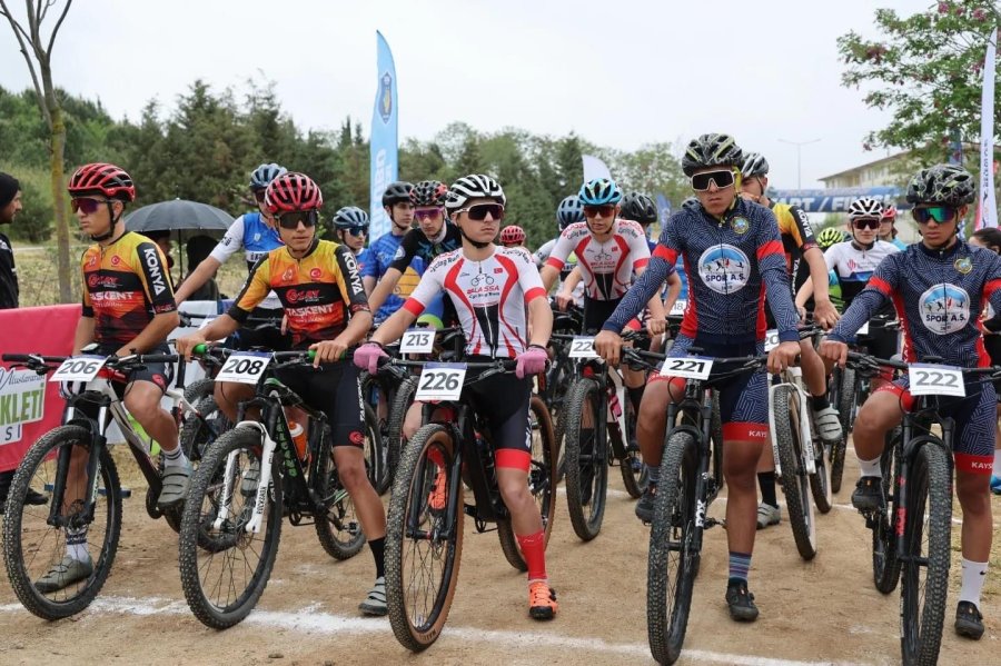 Gebze Belediyesi Dağ Bisikleti Turnuvası