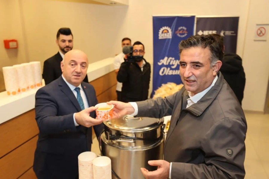 Başkan Büyükgöz’den GTÜ’lü  Öğrencilere Çorba İkramı