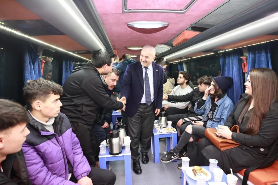 Gebze’de Gençlik Sordu Büyükgöz Cevapladı