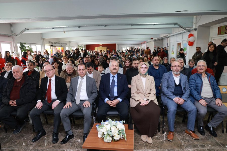 Gebzede Otizm Farkındalığına Anlamlı Program