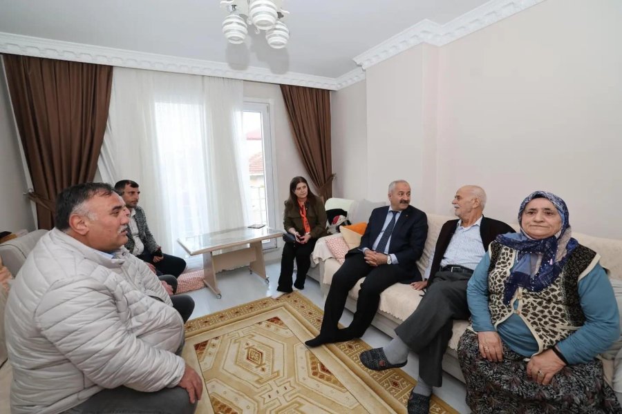 Cumhur İttifakı Adayı Büyükgöz, İnönü’yü Turladı 