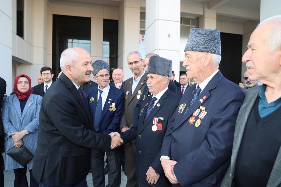 Gebze Atasını Saygıyla Andı 
