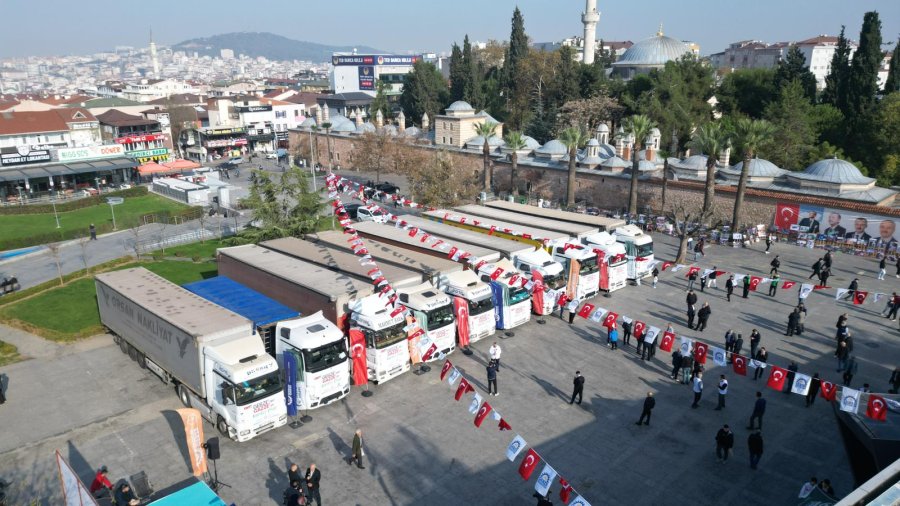 Gebze’den Gazze’ye Kardeşlik Eli: 10 Tır Yardım Dualarla Yola Çıktı