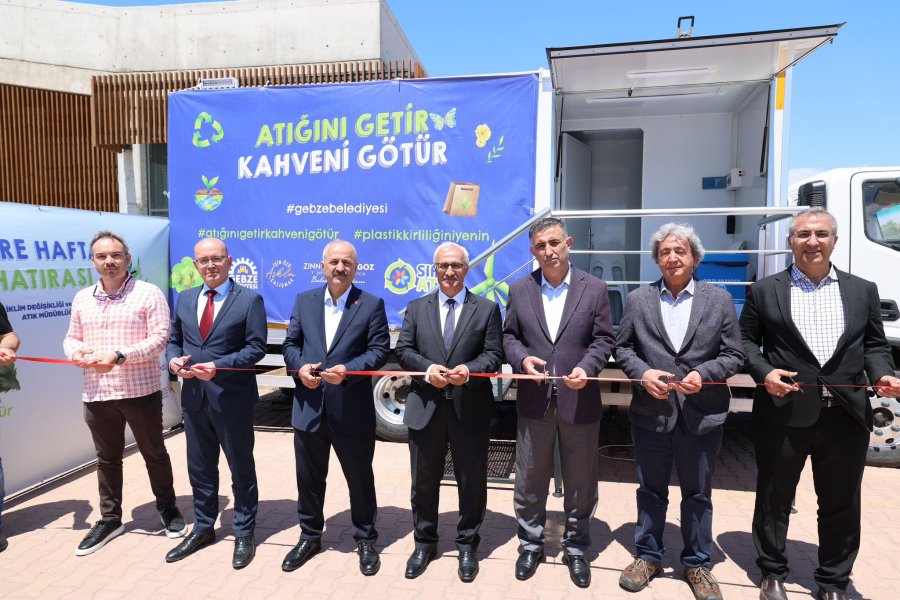 Gebze Belediyesi’nden Çevre Haftasına Özel Etkinlik: “Atığını Getir, Kahveni Götür”