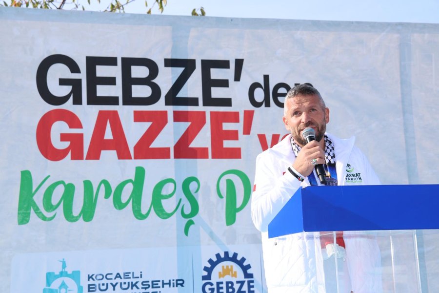 Gebze’den Gazze’ye Kardeşlik Eli: 10 Tır Yardım Dualarla Yola Çıktı