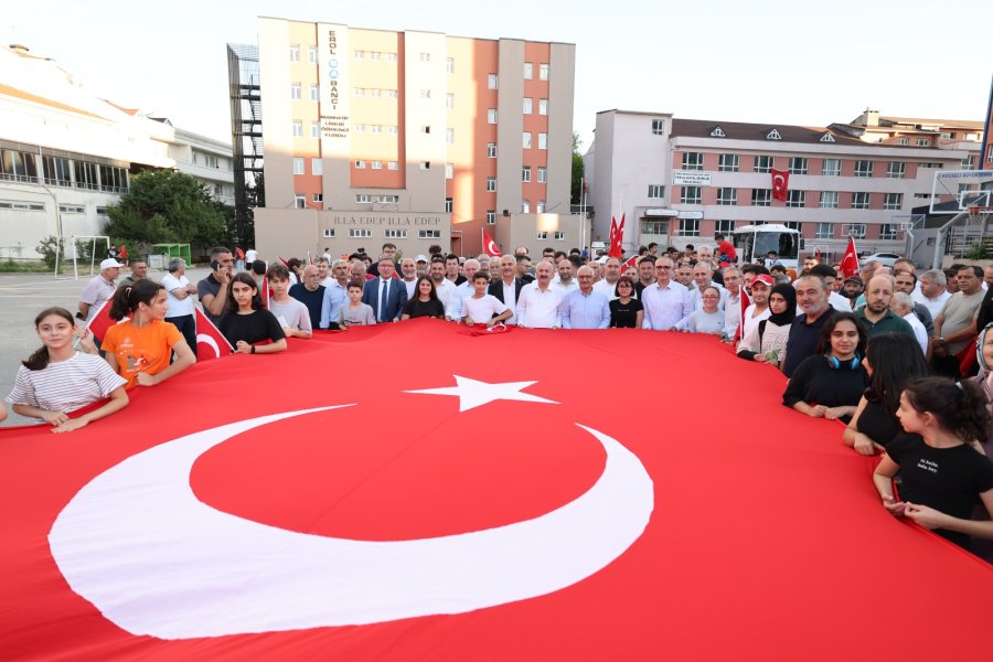 Gebze’de 15 Temmuz Coşkusu