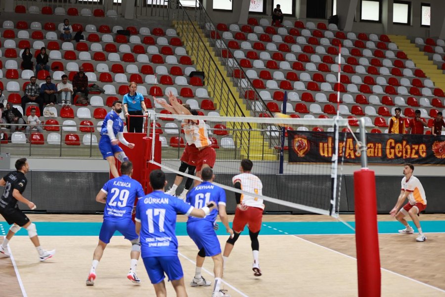 Gebze Belediyesi Voleybol Takımı’ndan Galatasaray’a Karşı Büyük Zafer