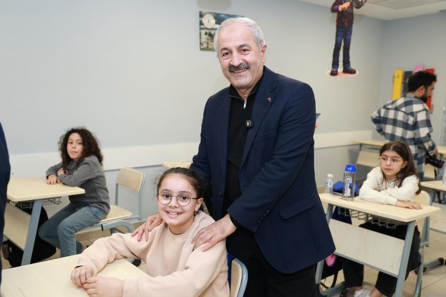 Cevher Çocuk Kapılarını Açtı