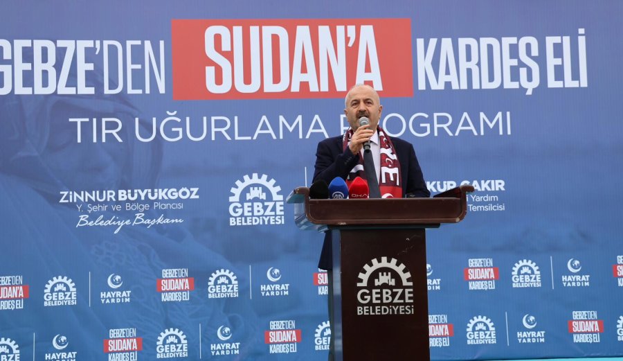 Gebzeden Sudana 10 Tırlık Kardeşlik Köprüsü: İnsani Yardım Konvoyu Dualarla Uğurlandı