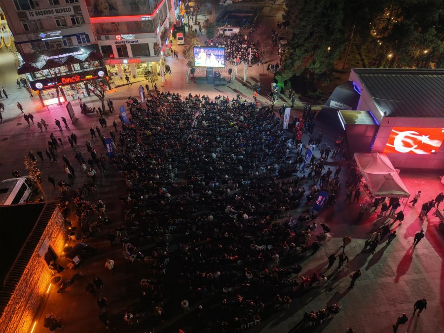 Tarihi Zafer Gebze Kent Meydanı’nda Coşkuyla Kutlandı