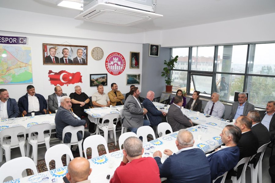 Başkan Büyükgöz Muhtarlarla Bir Araya Geldi