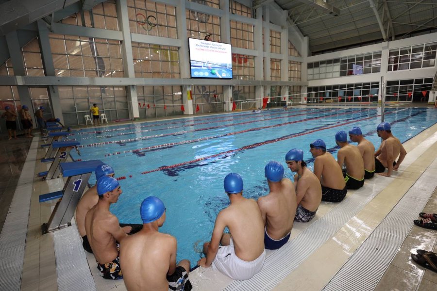 Gebzeli Gençler  Geleceğe Kulaç Atacak