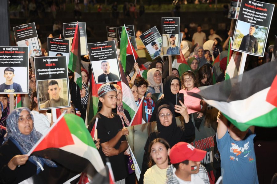 GEBZEDEN GAZZEYE DESTEK YÜRÜYÜŞÜ