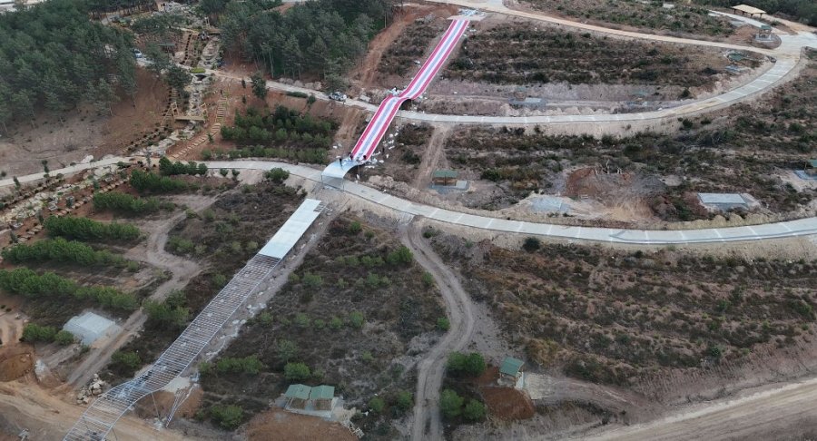 Gebze, Mor-Beyaz Dev Kaydırakla Eğlencenin Merkezi Olacak