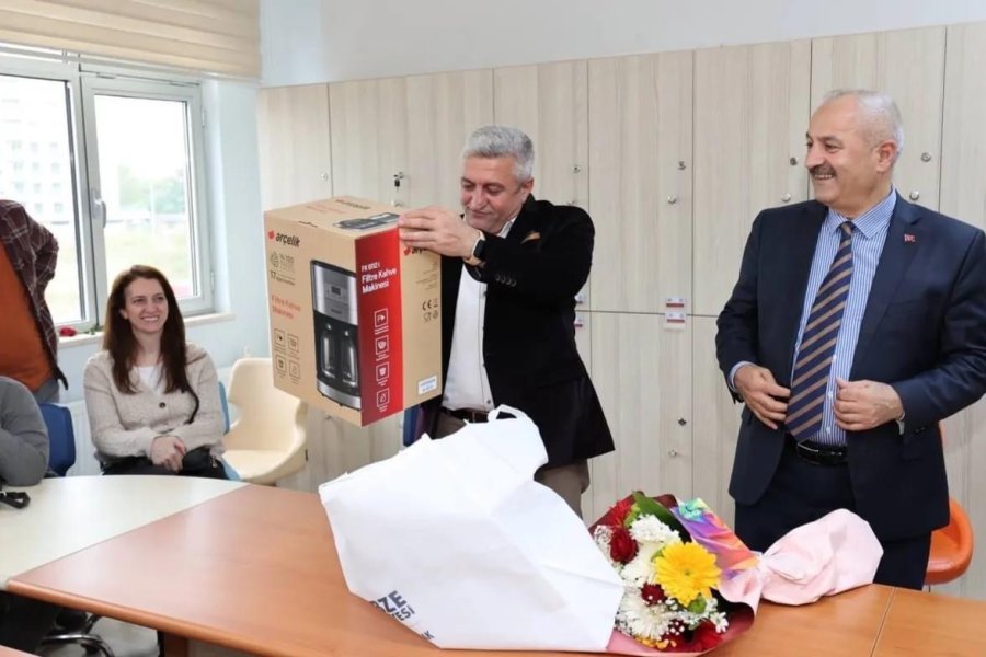 Gebze’deki Tüm Öğretmenlere Özel Tebrik