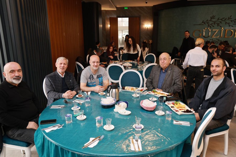 Başkan Büyükgöz Yerel Basınla Buluştu