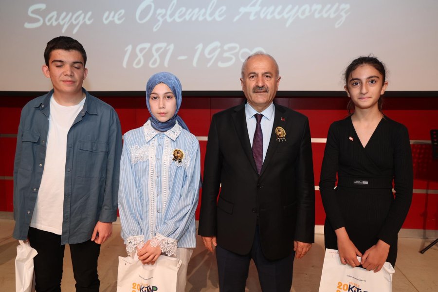 Gebze Atasını Saygıyla Andı 