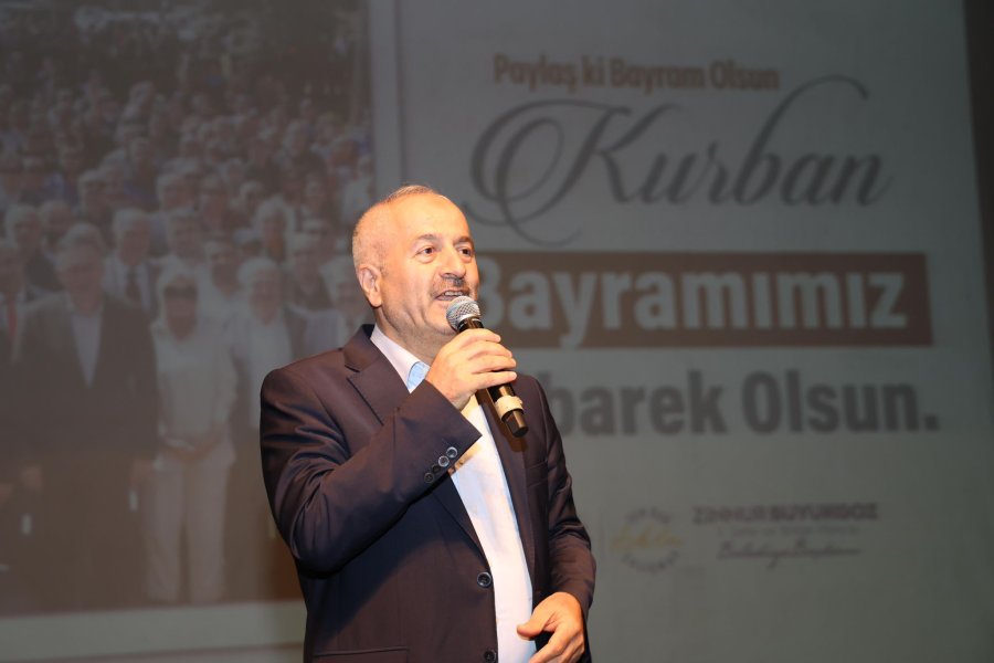 Başkan Büyükgöz, Belediye Personeliyle Bayramlaştı