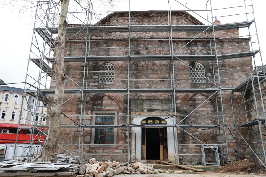 BAŞKAN BÜYÜKGÖZ, TARİHİ ÇARŞI HAMAMI RESTORASYONUNU YERİNDE İNCELEDİ