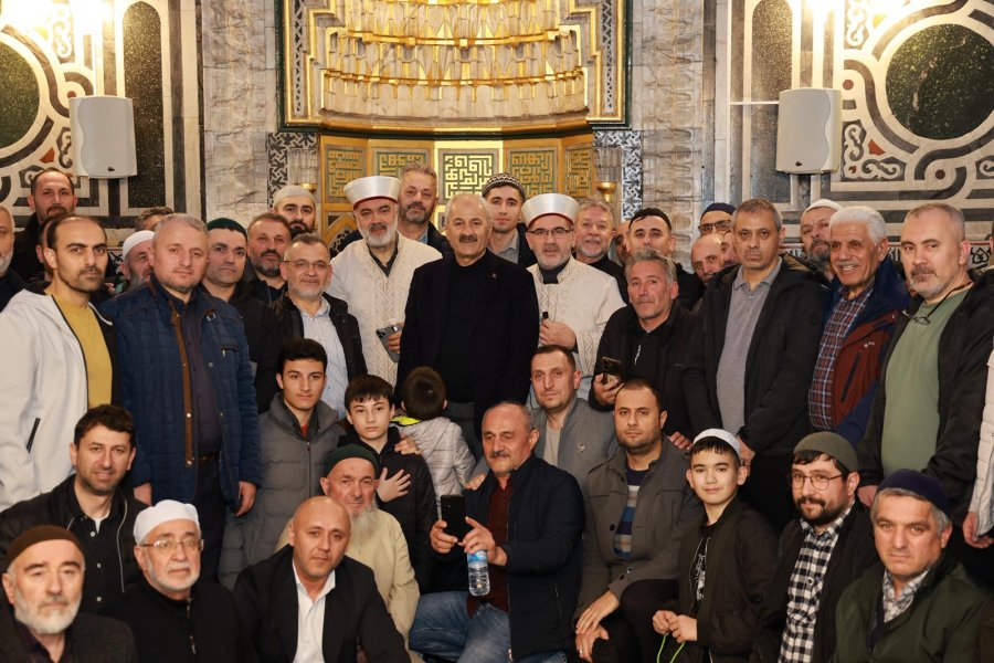 Gebze Belediyesi, Kadir Gecesi’ne Özel Program Düzenledi