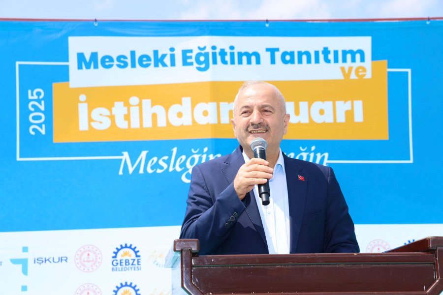 Gebze’de Mesleki Eğitim Tanıtım ve İstihdam Fuarı Açıldı