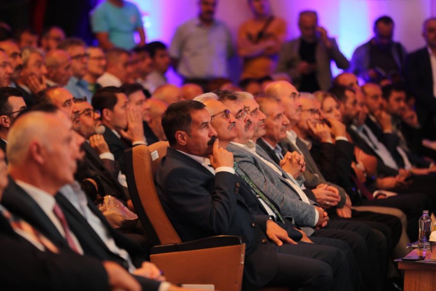 Gebze Belediyesi Hizmet ve Yatırım Dönem Toplantısında Konuşan Başkan BÜYÜKGÖZ: