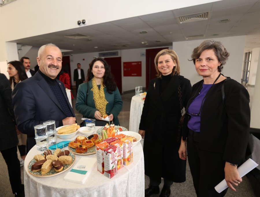 Gebze Hükümet Konağı Proje Yarışmasında Ödüller Sahiplerine Takdim Edildi
