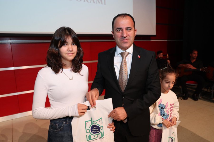 GEBZE’DE ÖĞRETMENLER GÜNÜ COŞKUSU