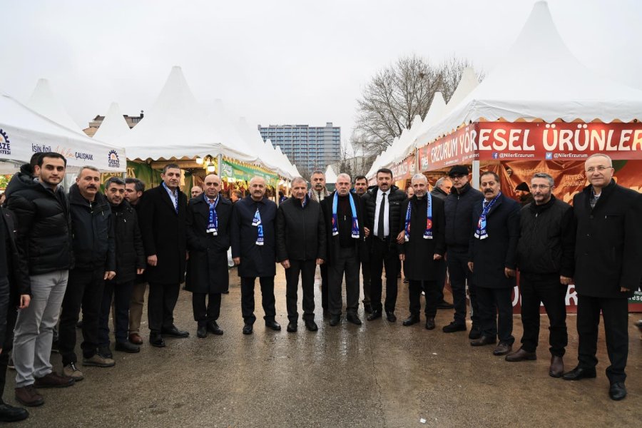 Başkan Büyükgöz hemşeri derneklerinin yanında