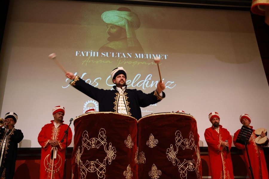 Gebze’de Fatih Sultan Mehmet Vefatının 545. Sene-i Devriyesinde Anıldı
