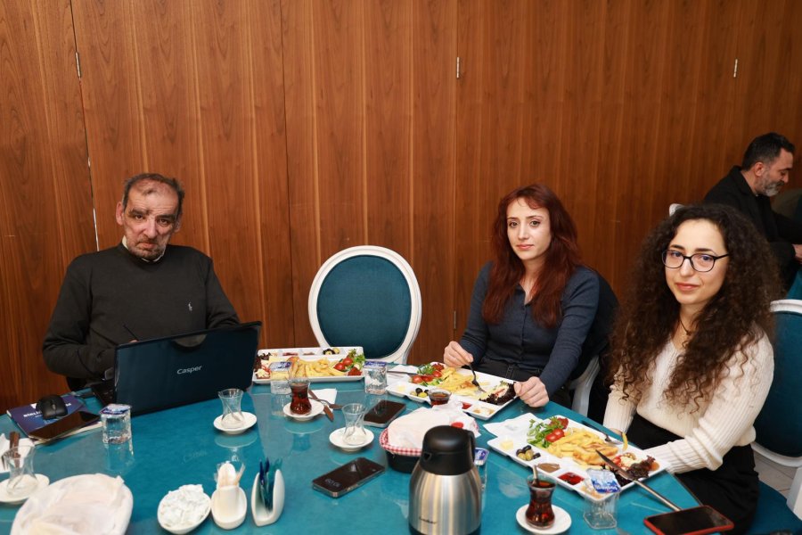 Başkan Büyükgöz Yerel Basınla Buluştu