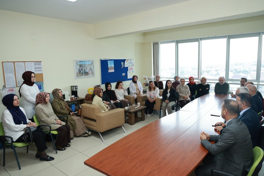 Gebze Okur Projesi Kapsamında Veli ve Öğretmenlerle Buluşma