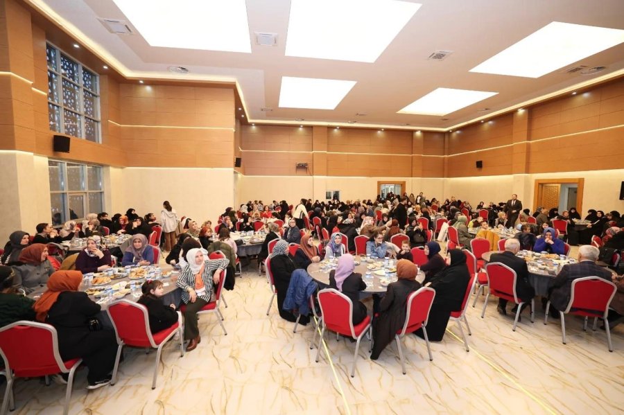 Başkan Adayı Büyükgöz ve Vekil Hülagü Arapçeşme Sakinlerine Misafir Oldu