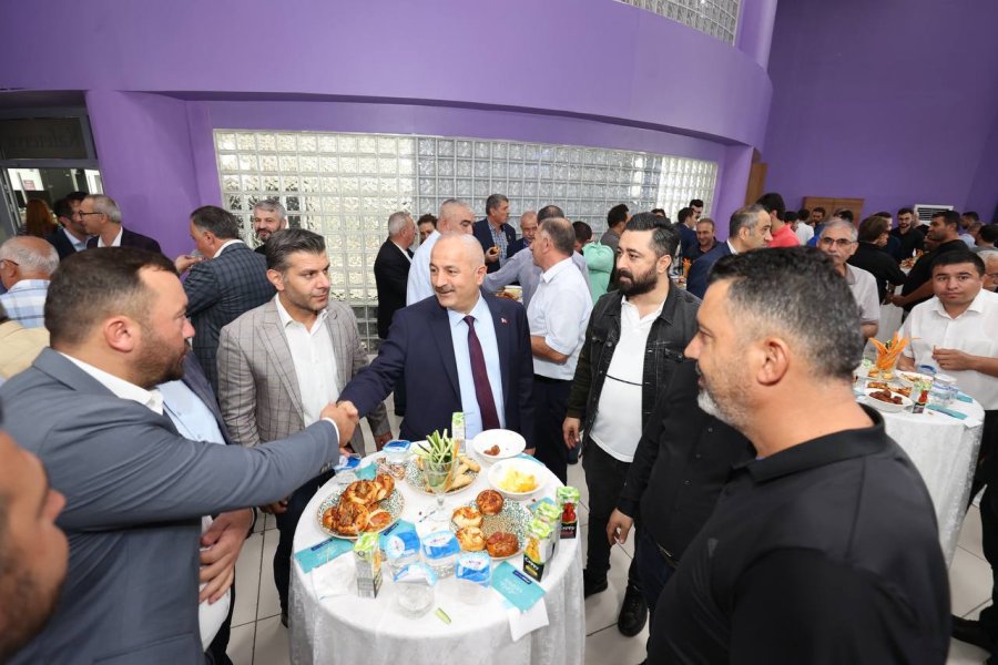 Gebze Belediyesi Hizmet ve Yatırım Dönem Toplantısında Konuşan Başkan BÜYÜKGÖZ: